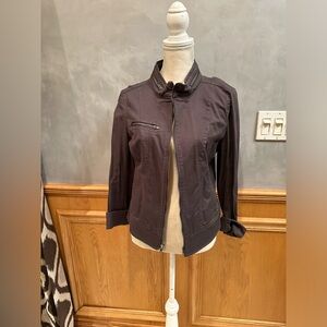 Women’s Express Medium Utility ish Cropped Jacket. Great condition.